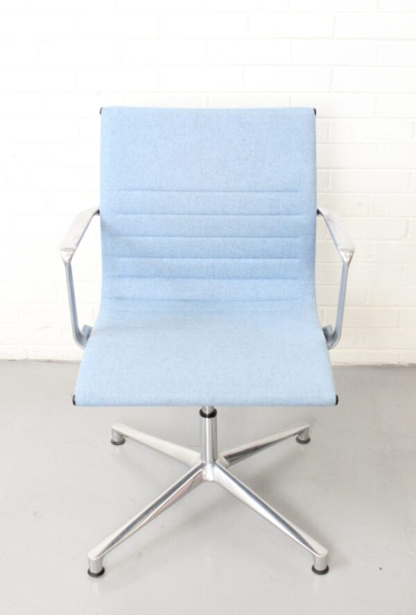 Herman Miller Eames Reproduction Swivel Chair - Used