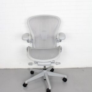 Herman Miller Aeron Size A