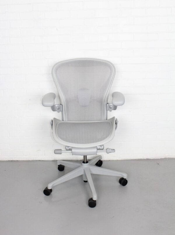 Herman Miller Aeron Size A