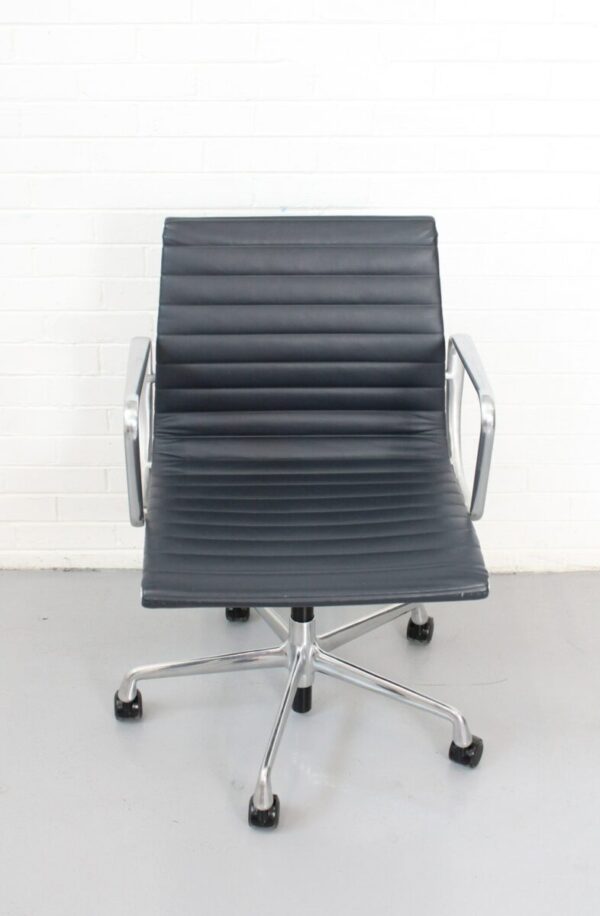 Herman Miller Eames Group Chair - Used