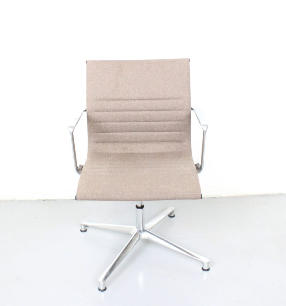 Herman Miller Eames Reproduction Beige Chair - Used