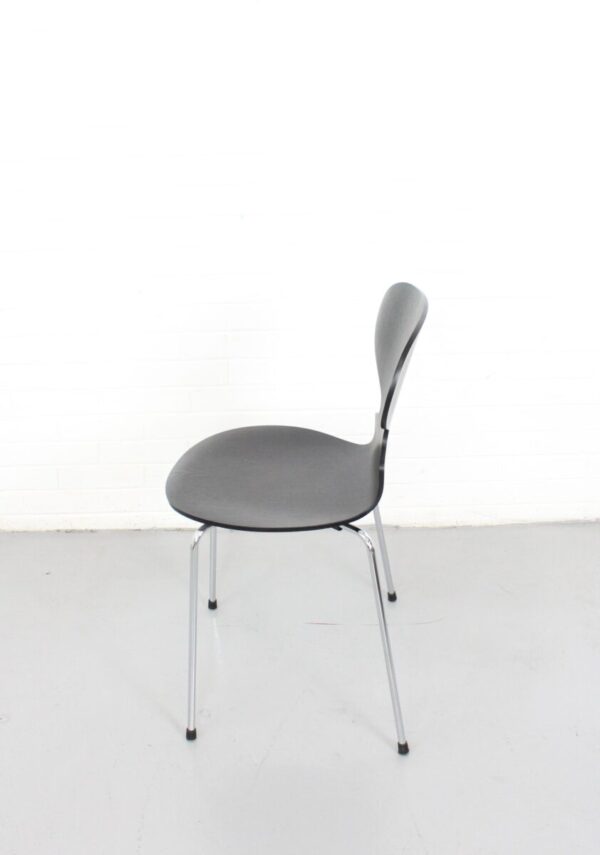 Fritz Hansen Ant Chair - Used - Image 5