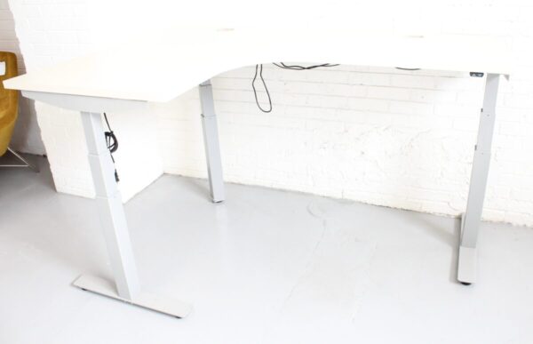 Height Adjustable Corner Table - Image 4