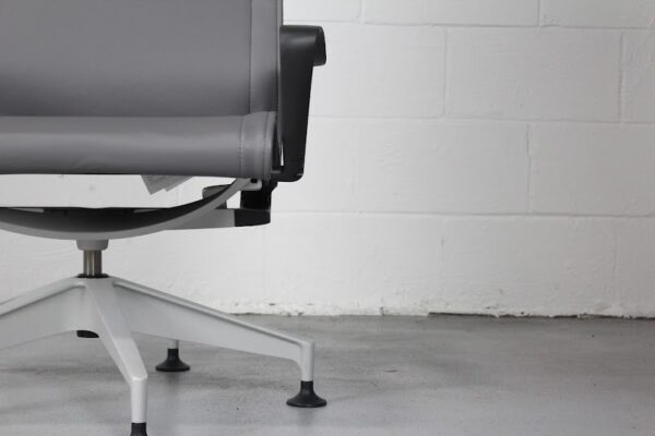Herman Miller Setu Lounge Chair with Ottoman – Modern Ergonomic Seating - Used - Image 6