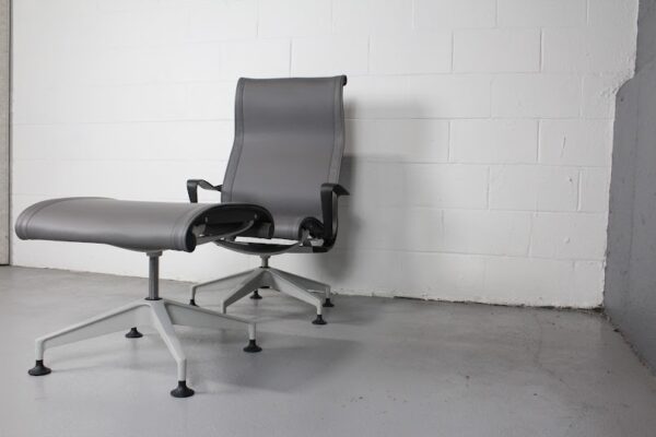 Herman Miller Setu Lounge Chair with Ottoman – Modern Ergonomic Seating - Used
