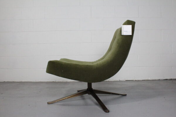 Lee Industries Wyatt Swivel Chair - Used - Image 9