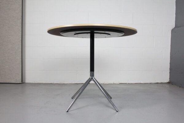 Universal Round Continental Table - Used - Image 4