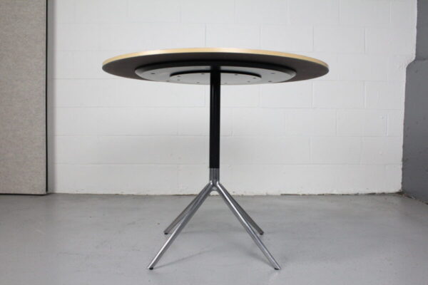 Universal Round Continental Table - Used - Image 5