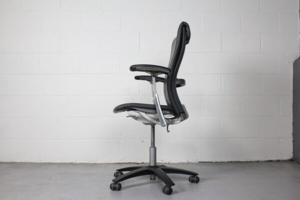 Knoll Life Ergonomic Task Chair - Used - Image 3