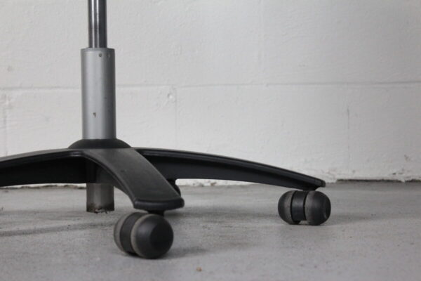 Knoll Life Ergonomic Task Chair - Used - Image 6