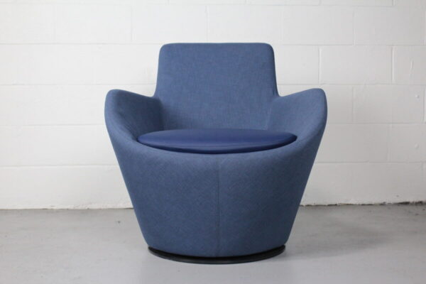 Allsteel Retreat Low Back Swivel Chair Blue - Used - Image 8