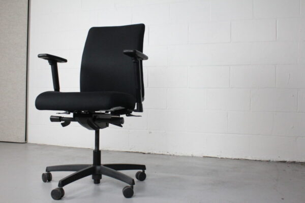 HON Ignition Mid-Back Task Chair  - Used