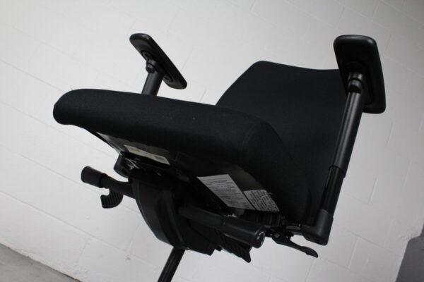 HON Ignition Mid-Back Task Chair  - Used - Image 9