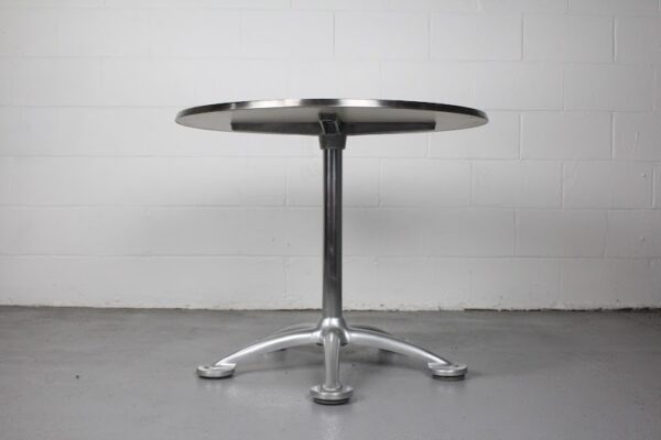 George Pensi for Amat-3 Round Aluminum Dining Table by Knoll - Used - Image 5